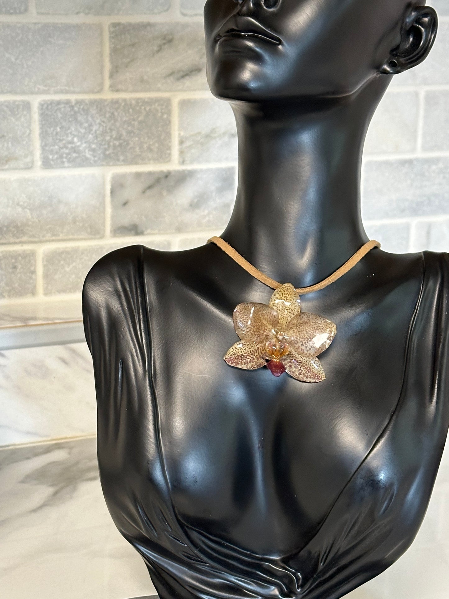 mini orchid choker necklace