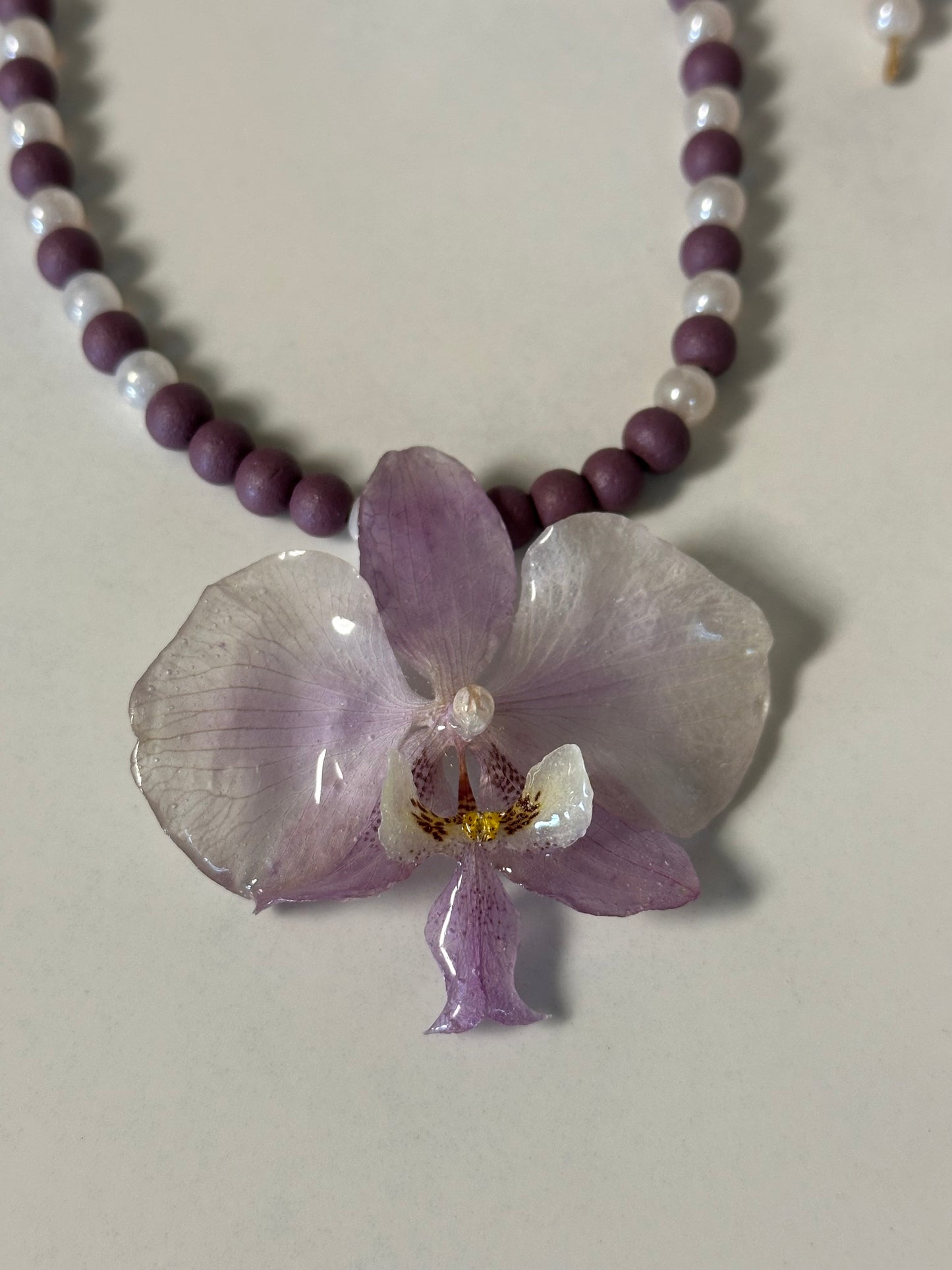schilleriana phalaenopsis neckless with earrings