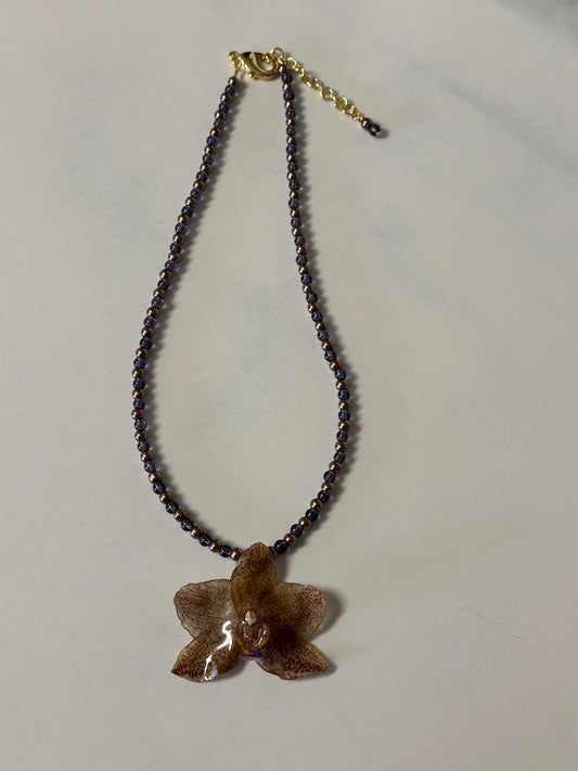mini phalaenopsis necklace