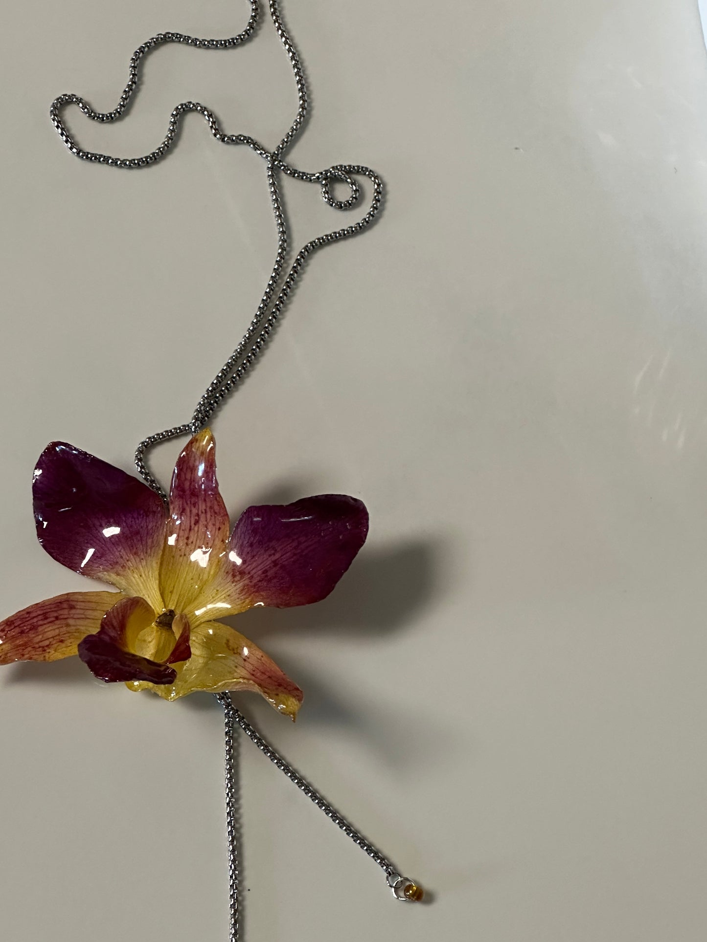 adjustable real orchid necklace