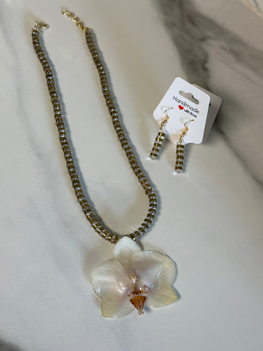 orchid brass necklace with earrings