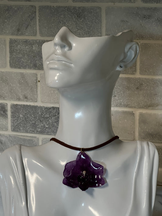 mini orchid choker necklace