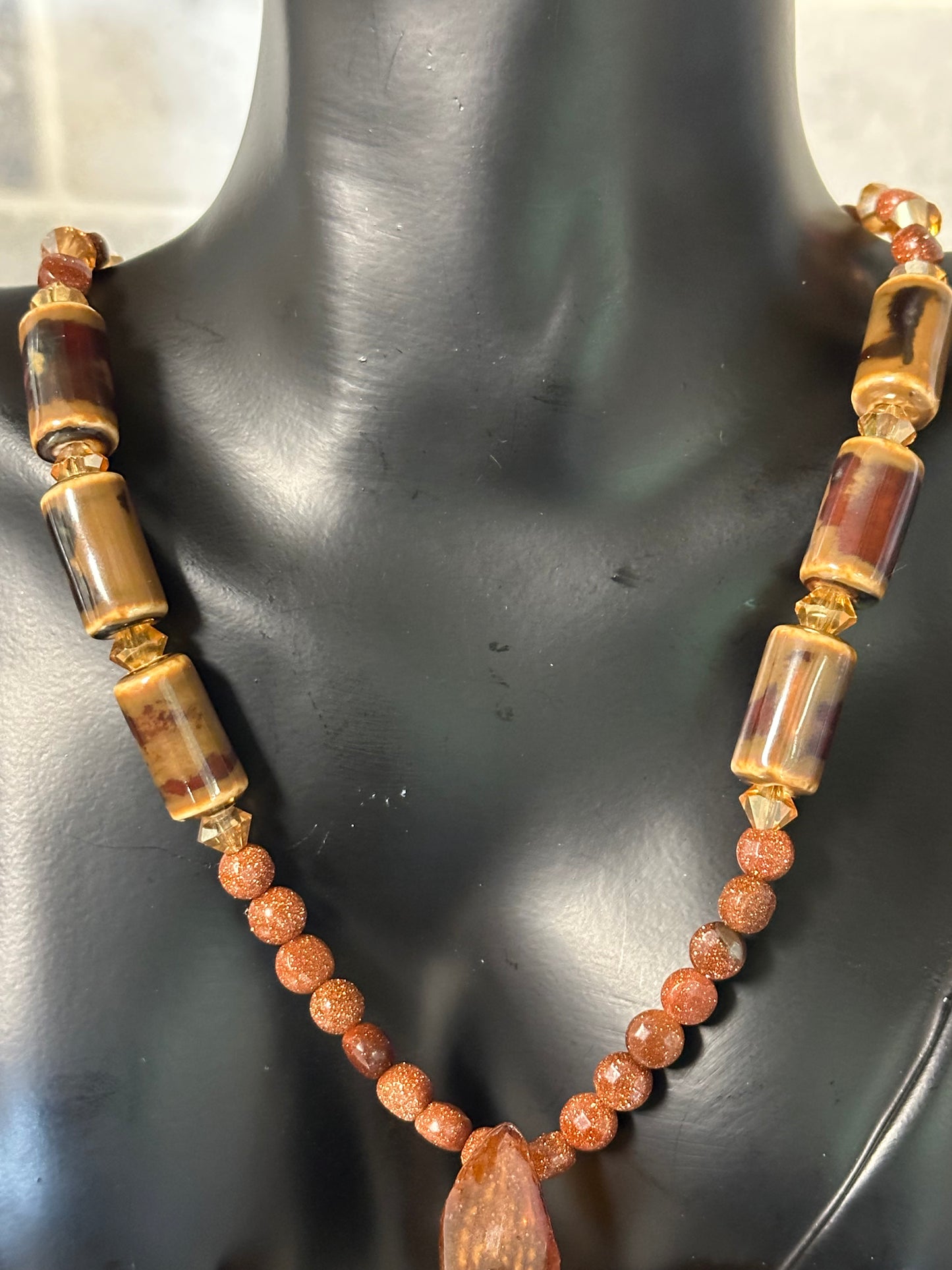 cattleya necklace