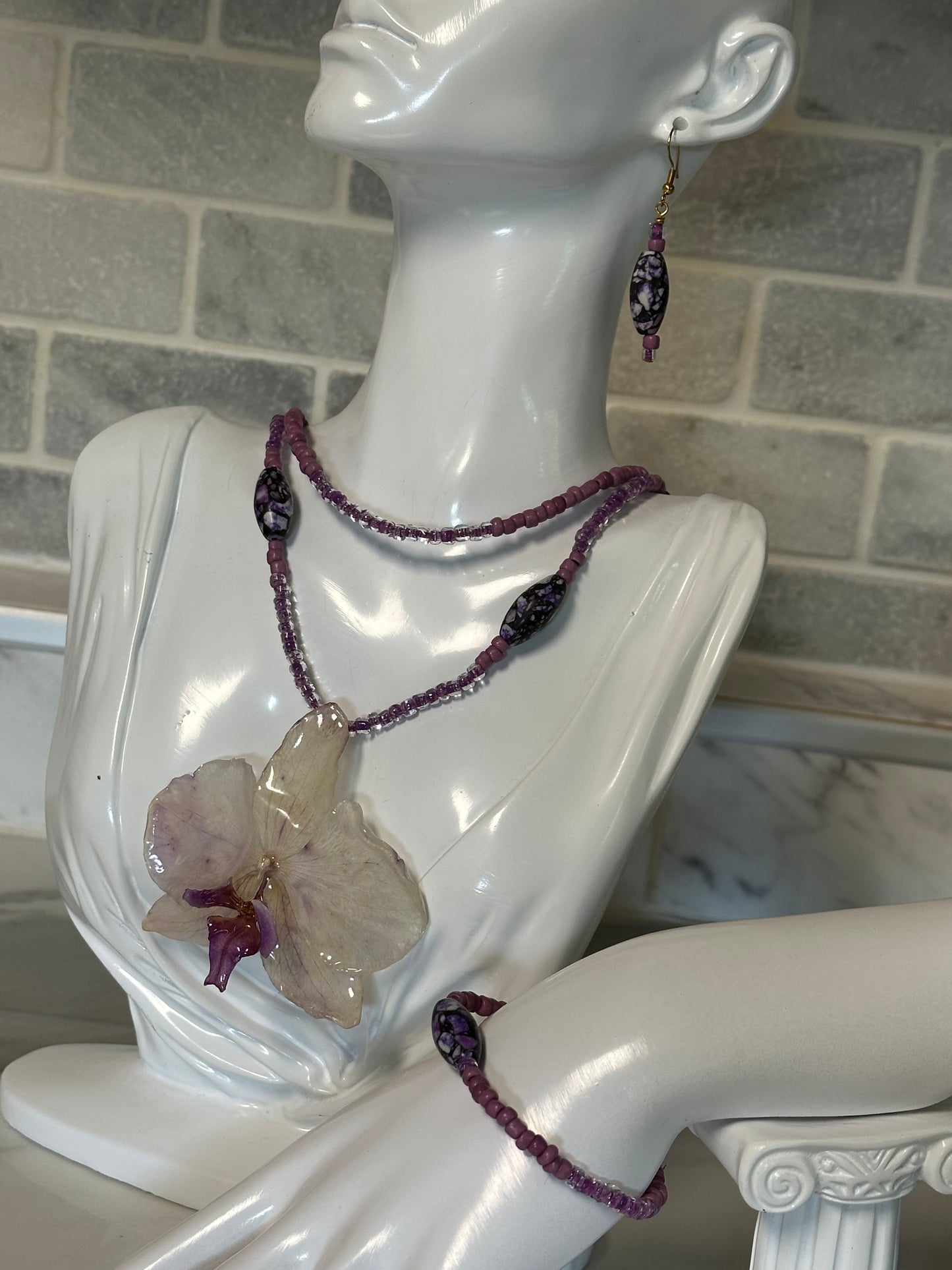 purple lilac phalaenopsis necklace set