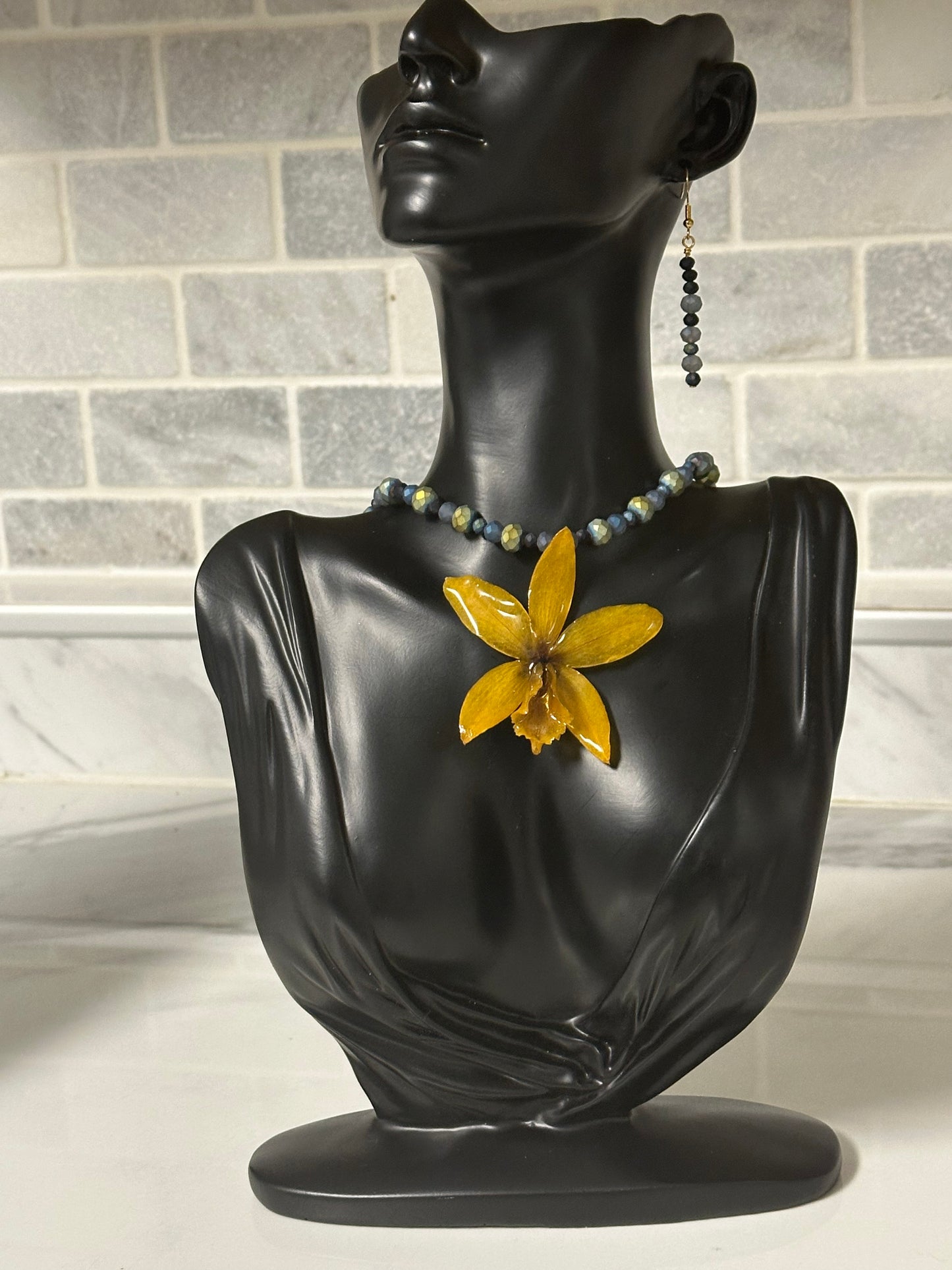 yellow cattleya orchid necklace with earrings