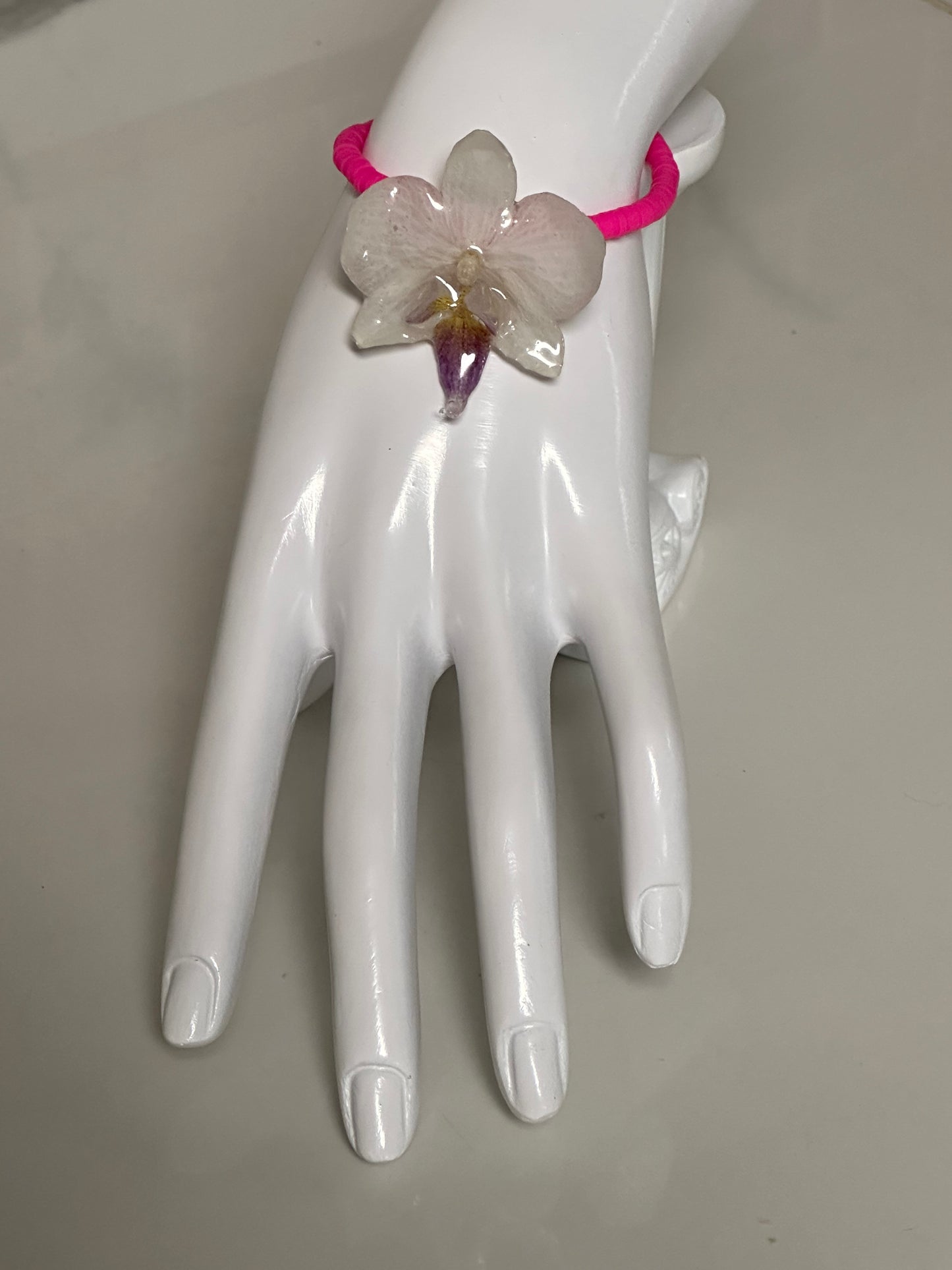 pink stretchy orchid bracelet